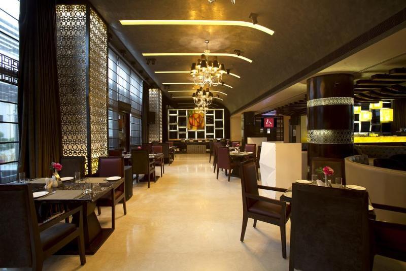 Kings Forth Hotels New Delhi Exteriör bild
